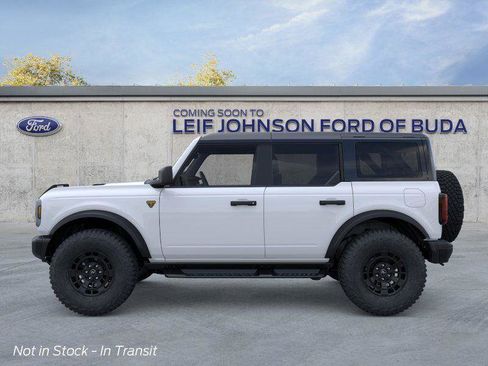 New 2026 Ford Bronco Badlands image 3