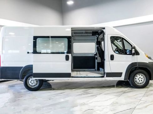 Used 2014 RAM ProMaster 3500 w/ Interior Convenience Group FWD image 9