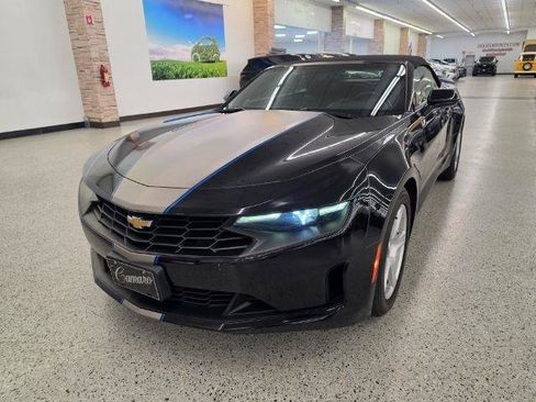 Used 2021 Chevrolet Camaro LT RWD image 2