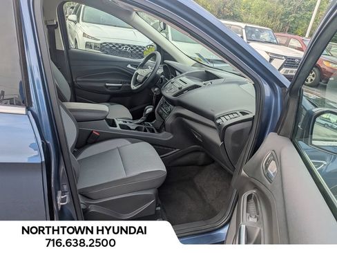 Used 2018 Ford Escape SE FWD image 33