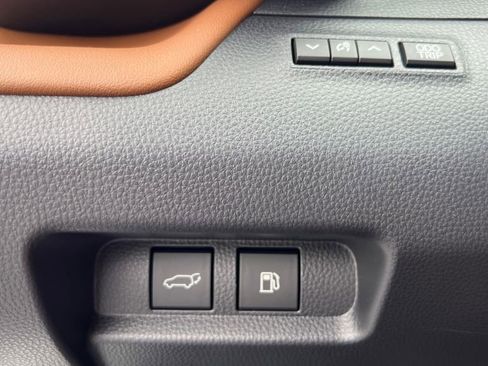 New 2026 Toyota Crown Signia image 35