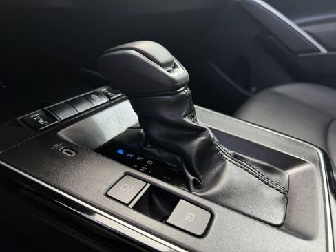 Used 2026 Toyota Corolla Cross XLE w/ Convenience Package image 19