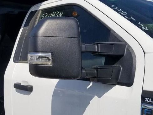 New 2025 Ford F550 4x4 Regular Cab Super Duty image 10