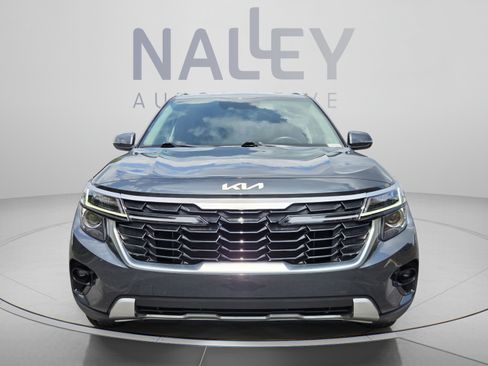 Used 2024 Kia Seltos EX FWD image 8