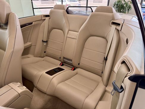 Used 2014 Mercedes-Benz E 350 Cabriolet image 17