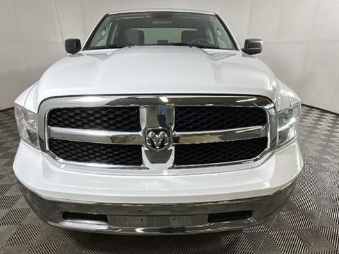 Used 2024 RAM 1500 Classic SLT AWD/4WD image 7