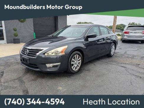 Used 2015 Nissan Altima 2.5 S w/ Power Driver Seat Package FWD image 1