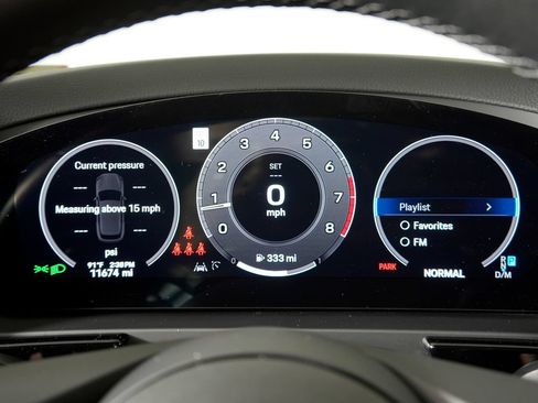 Certified 2024 Porsche Cayenne AWD/4WD image 26
