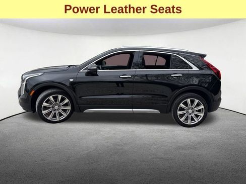 Used 2022 Cadillac XT4 Premium Luxury w/ Safety Alert Package AWD/4WD image 6