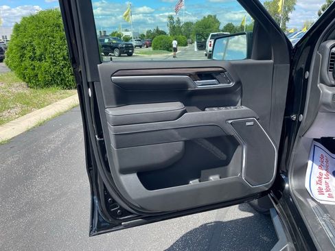 New 2025 Chevrolet Silverado 1500 RST w/ Convenience Package II image 28