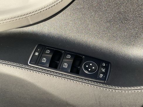 Used 2014 Tesla Model S image 20