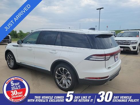 Used 2026 Lincoln Aviator Reserve w/ Luxury Package AWD/4WD image 5