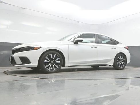 Used 2023 Honda Civic EX-L image 32