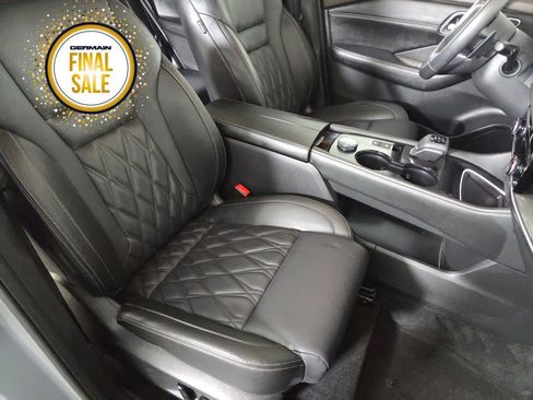 Used 2022 Nissan Rogue Platinum w/ Head-Up Display Package image 24