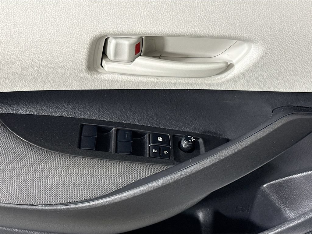 Certified 2026 Toyota Corolla LE w/ LE Premium Package FWD image 23