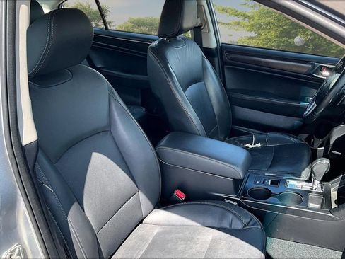 Used 2017 Subaru Legacy 2.5i Limited AWD/4WD image 7