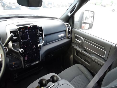 Used 2026 RAM 2500 Big Horn AWD/4WD image 13