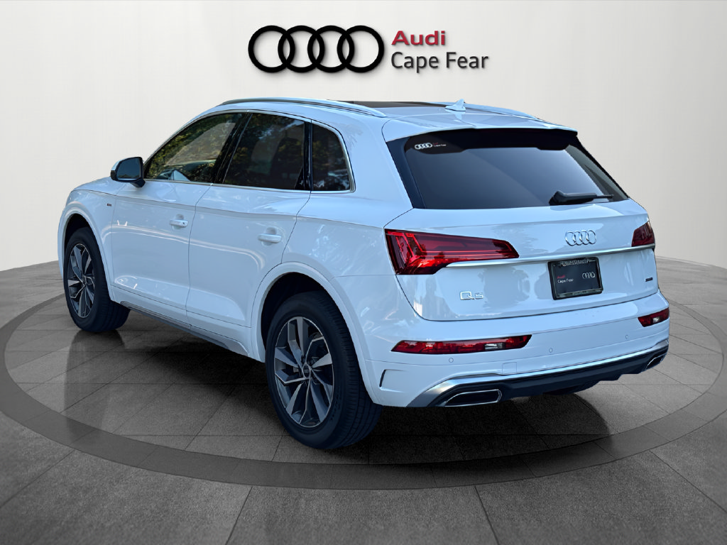 Used 2023 Audi Q5 2.0T Premium Plus w/ Premium Plus Package AWD/4WD image 3