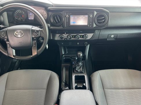 Used 2019 Toyota Tacoma SR w/ SR Convenience Package AWD/4WD image 10