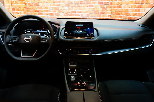 Certified 2025 Nissan Rogue S AWD/4WD image 10