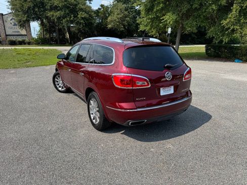Used 2016 Buick Enclave Leather w/ Trailering Package FWD image 4