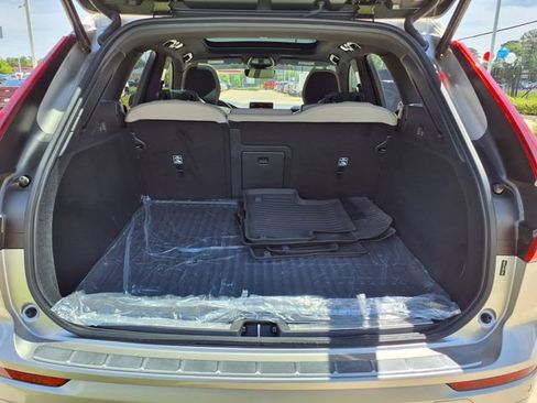 Certified 2026 Volvo XC60 B5 Plus w/ Protection Package Premier AWD/4WD image 11