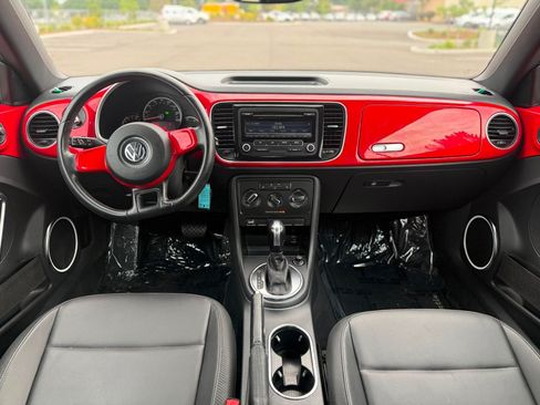 Used 2013 Volkswagen Beetle 2.5 FWD image 16