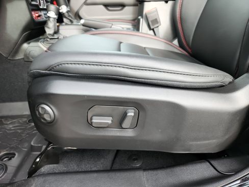 Used 2020 RAM ProMaster 2500 w/ RV Ready Prep Package image 15