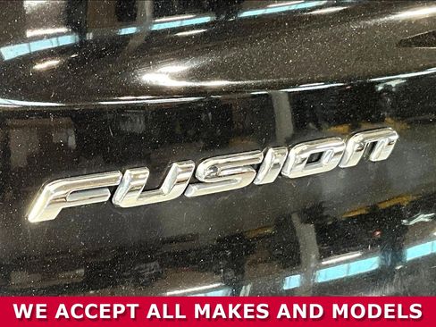Used 2020 Ford Fusion SE FWD image 22