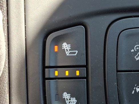 Certified 2024 GMC Terrain SLE w/ Driver Convenience Package AWD/4WD image 25