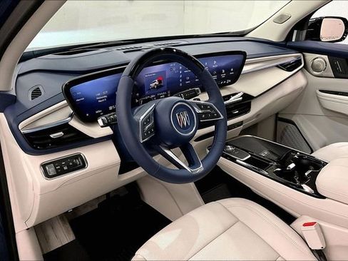 Used 2025 Buick Enclave Avenir w/ Super Cruise Package image 15