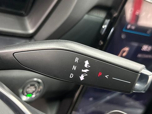 New 2026 GMC Terrain AT4 w/ LPO, Floor Liner Package AWD/4WD image 17