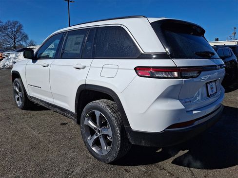 New 2026 Jeep Grand Cherokee Limited image 4