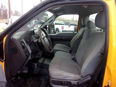 Used 2013 Ford F250 XL w/ PWR Equipment Group image 10