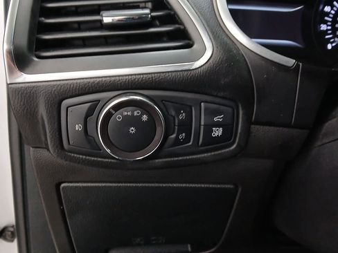 Used 2019 Ford Edge Titanium w/ Cold Weather Package image 17