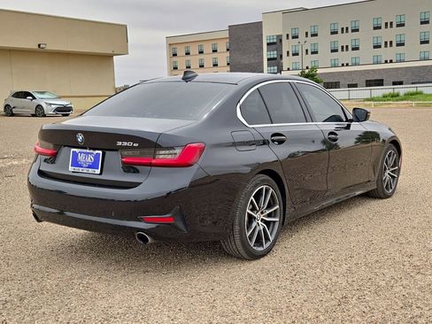 Used 2021 BMW 330e w/ Convenience Package RWD image 5