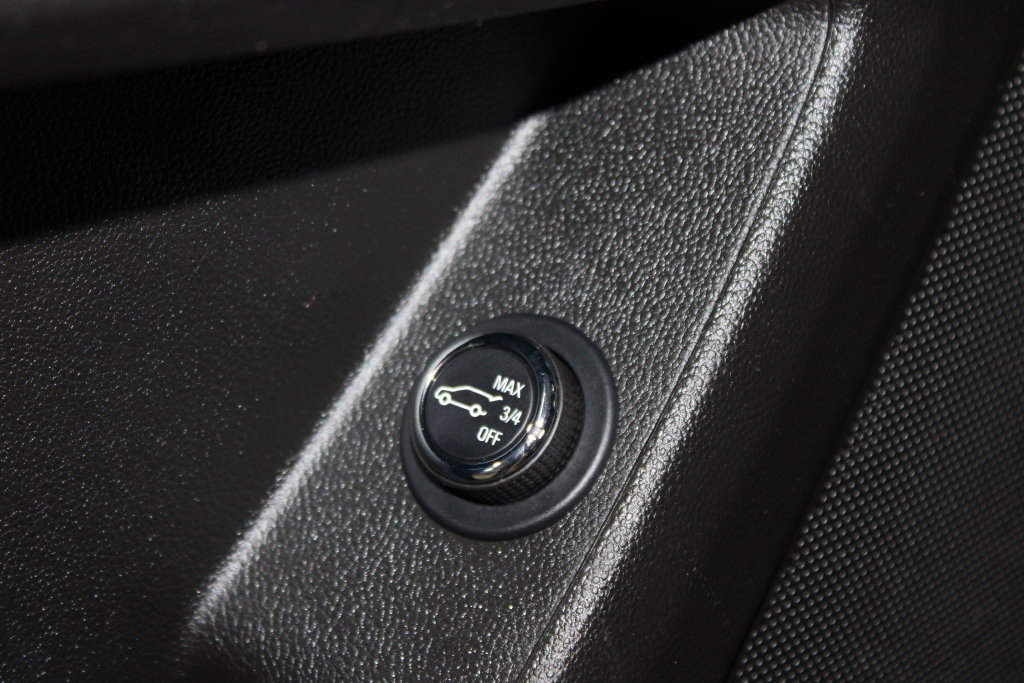 Used 2023 Chevrolet Traverse LT AWD/4WD image 7