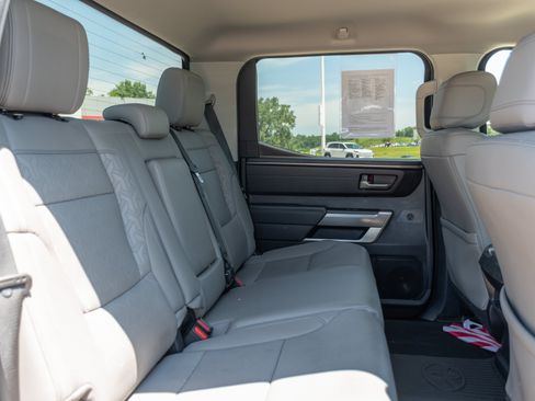 Used 2023 Toyota Tundra SR5 w/ SR5 Premium Package AWD/4WD image 21