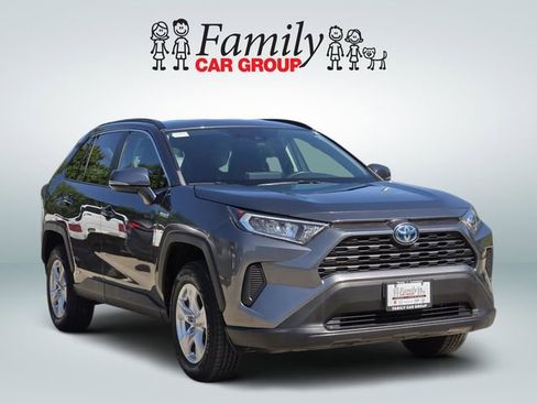 Used 2020 Toyota RAV4 LE w/ All Weather Liner Package AWD/4WD image 2