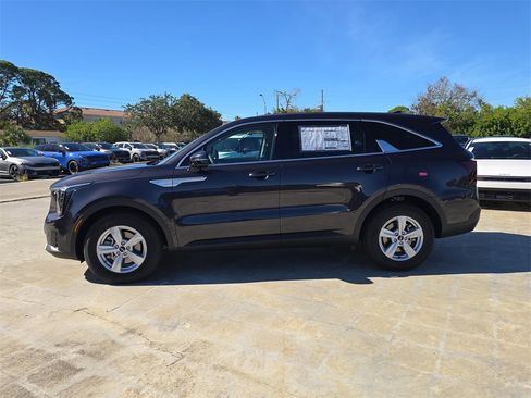 New 2026 Kia Sorento LX image 5
