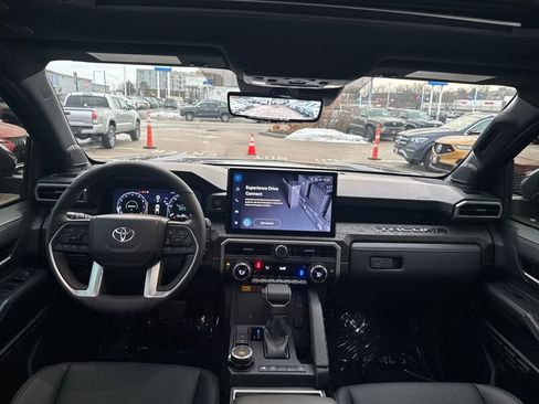 Used 2025 Toyota Tacoma Limited image 12