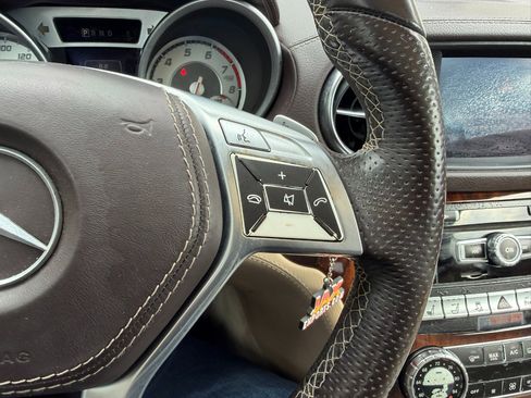 Used 2016 Mercedes-Benz SL 400 image 34