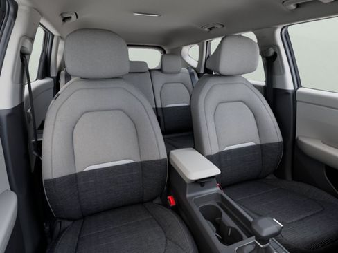 New 2027 Kia Seltos LX FWD image 10