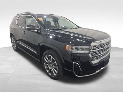 Used 2023 GMC Acadia Denali w/ Denali Ultimate Package AWD/4WD image 3