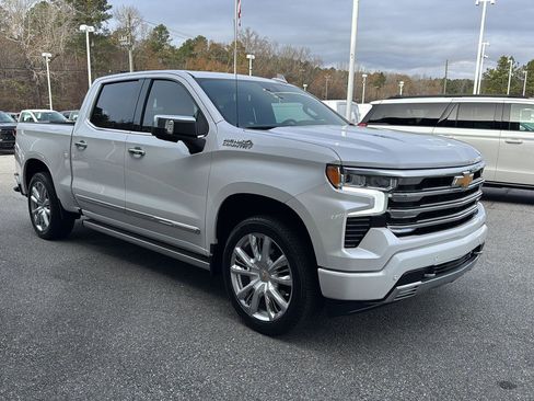 Used 2024 Chevrolet Silverado 1500 High Country w/ Technology Package image 6