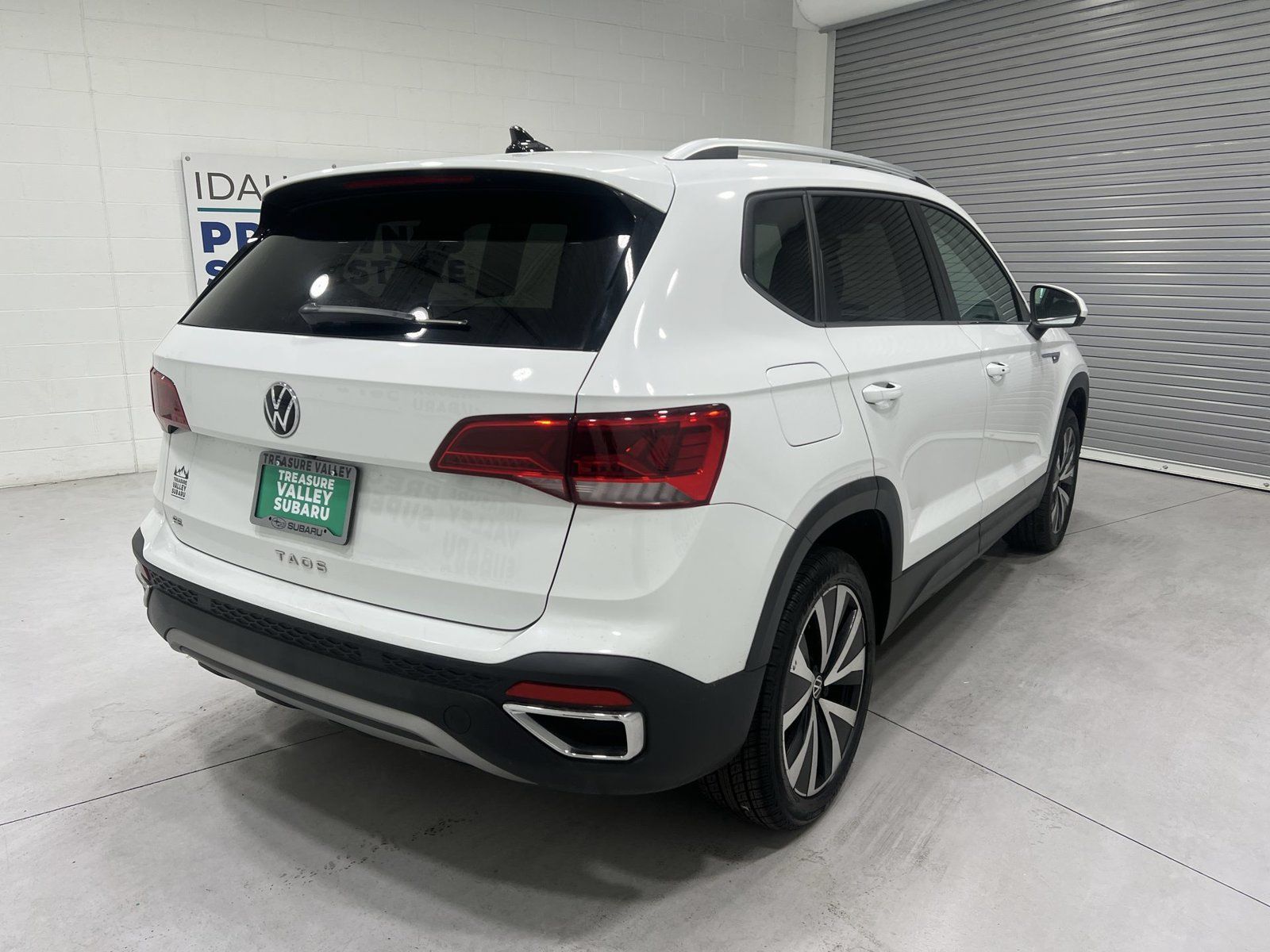 Used 2024 Volkswagen Taos SE FWD image 8