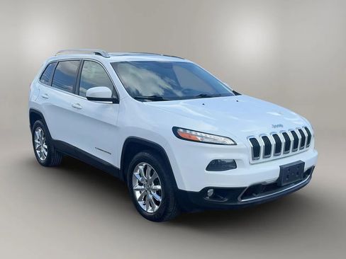 Used 2015 Jeep Cherokee Limited w/ Luxury Group AWD/4WD image 7