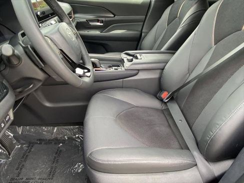 Certified 2026 Toyota Grand Highlander AWD Hybrid image 23