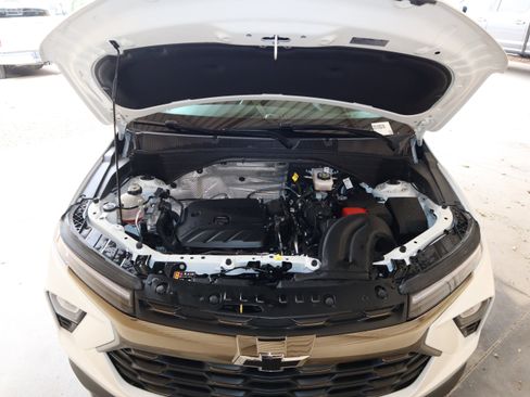 Used 2025 Chevrolet TrailBlazer ACTIV w/ Convenience Package FWD image 20