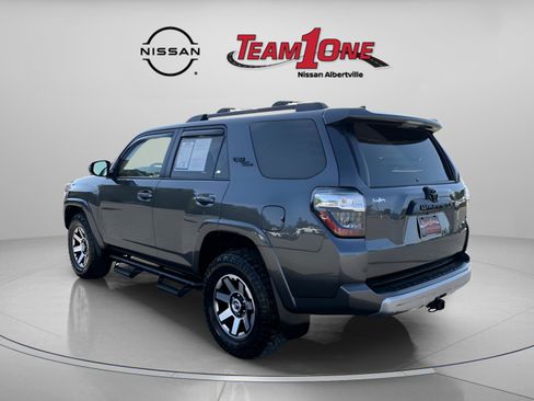 Used 2020 Toyota 4Runner TRD Off-Road AWD/4WD image 6